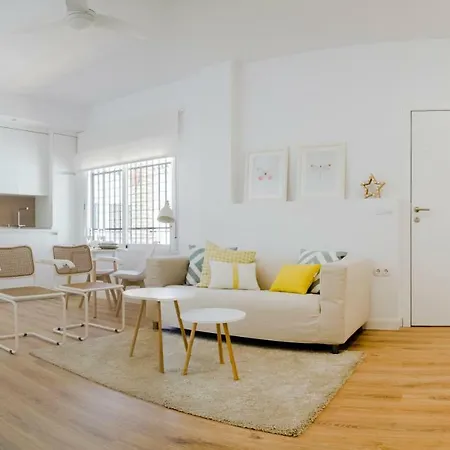 Deluxe La Trinidad Апартаменты Кордова